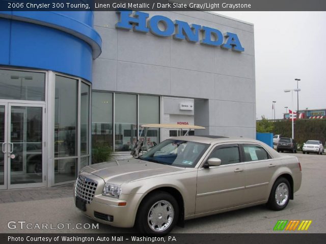 2006 Chrysler 300 Touring in Linen Gold Metallic