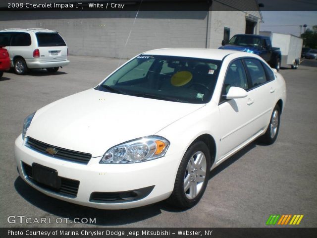 2008 Chevrolet Impala LT in White