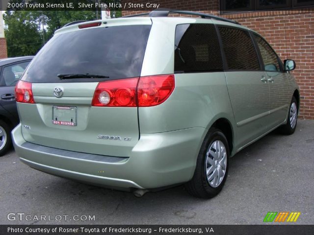 2006 Toyota Sienna LE in Silver Pine Mica