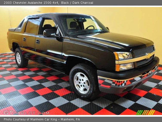 2003 Chevrolet Avalanche 1500 4x4 in Black