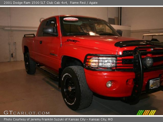 2001 Dodge Ram 1500 SLT Club Cab 4x4 in Flame Red
