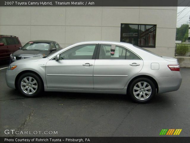 2007 Toyota Camry Hybrid in Titanium Metallic