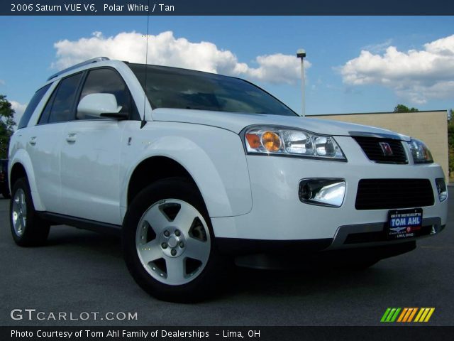 2006 Saturn VUE V6 in Polar White
