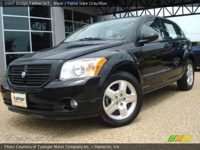 2007 Dodge Caliber SXT in Black