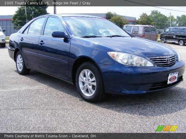 2005 Toyota Camry LE V6 in Indigo Ink Pearl