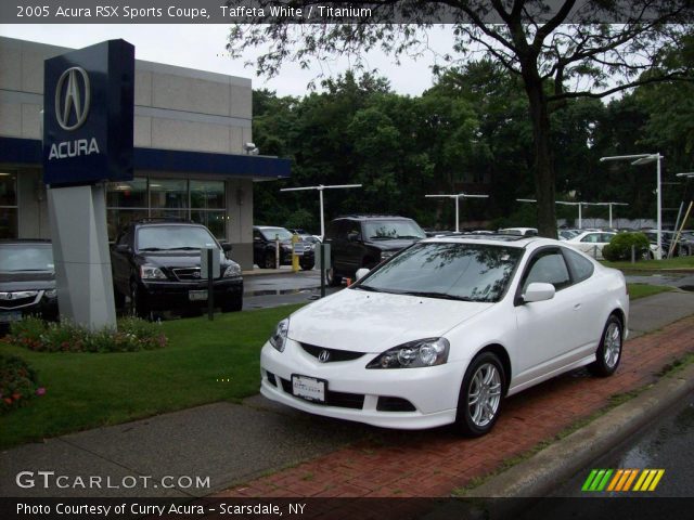 2005 Acura RSX Sports Coupe in Taffeta White