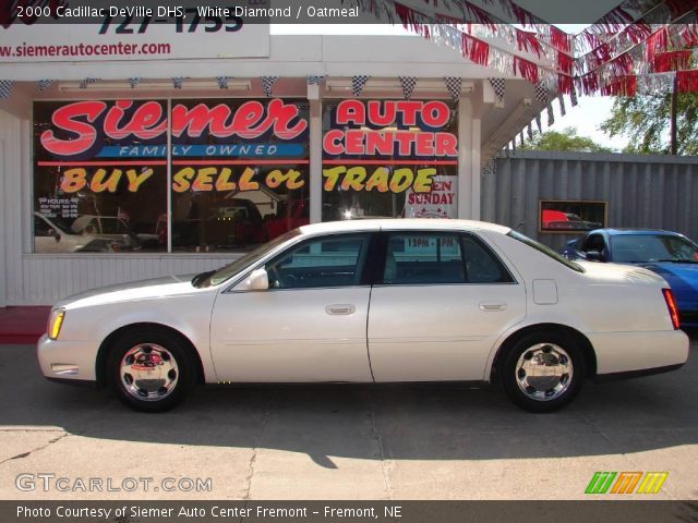2000 Cadillac DeVille DHS in White Diamond