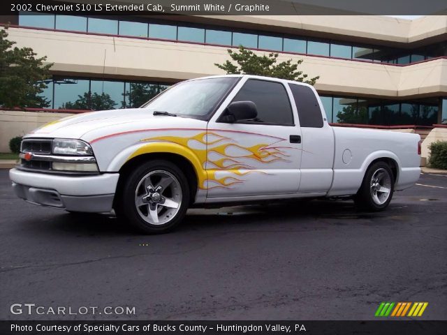 2002 Chevrolet S10 LS Extended Cab in Summit White
