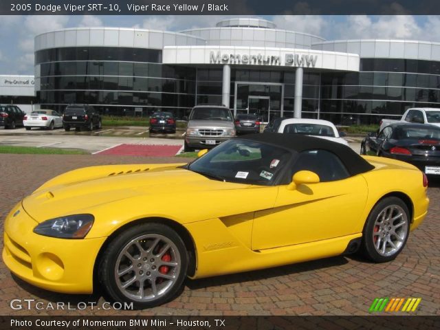 2005 Dodge Viper SRT-10 in Viper Race Yellow