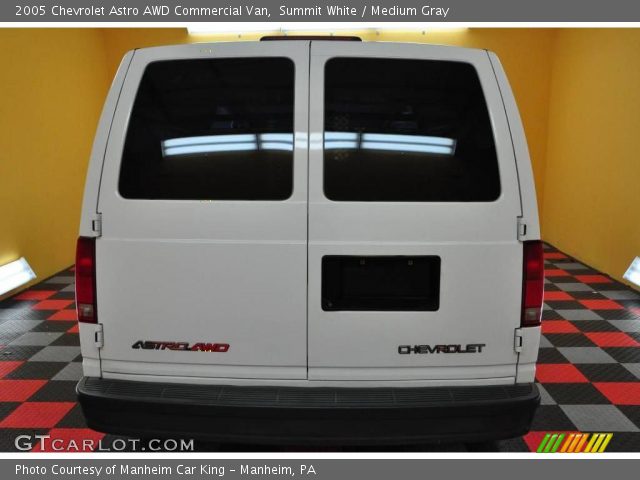2005 Chevrolet Astro AWD Commercial Van in Summit White