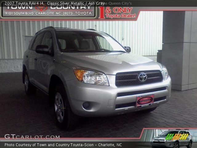2007 Toyota RAV4 I4 in Classic Silver Metallic