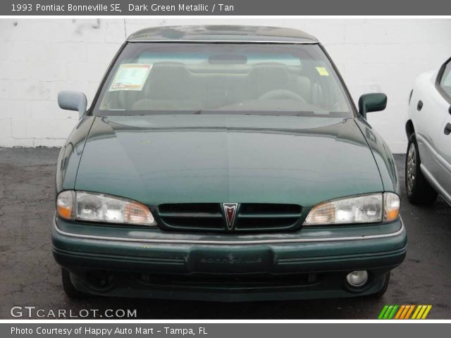 1993 Pontiac Bonneville SE in Dark Green Metallic