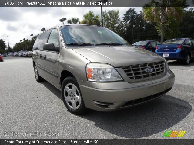 2005 Ford Freestar SE in Arizona Beige Metallic