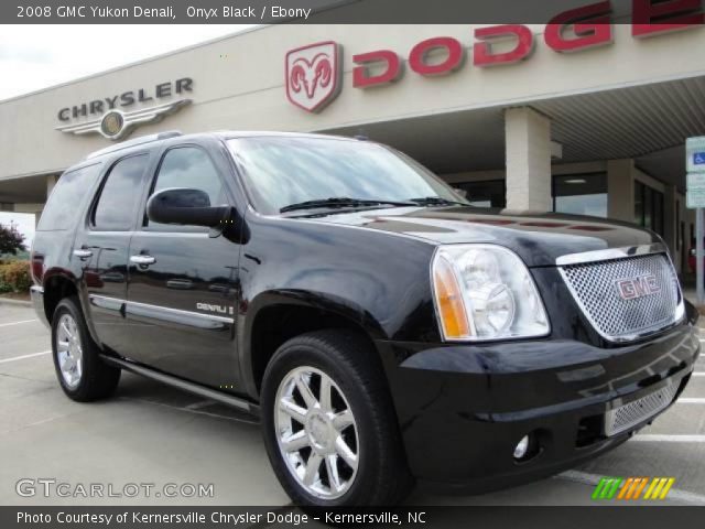 2008 GMC Yukon Denali in Onyx Black