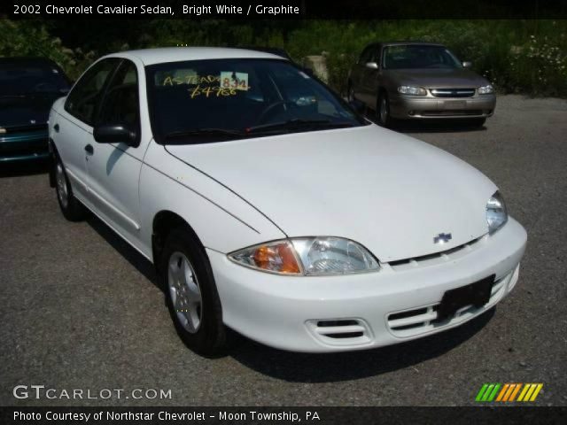 2002 Chevrolet Cavalier Sedan in Bright White