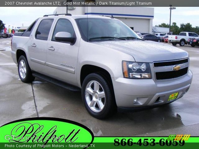 2007 Chevrolet Avalanche LTZ in Gold Mist Metallic