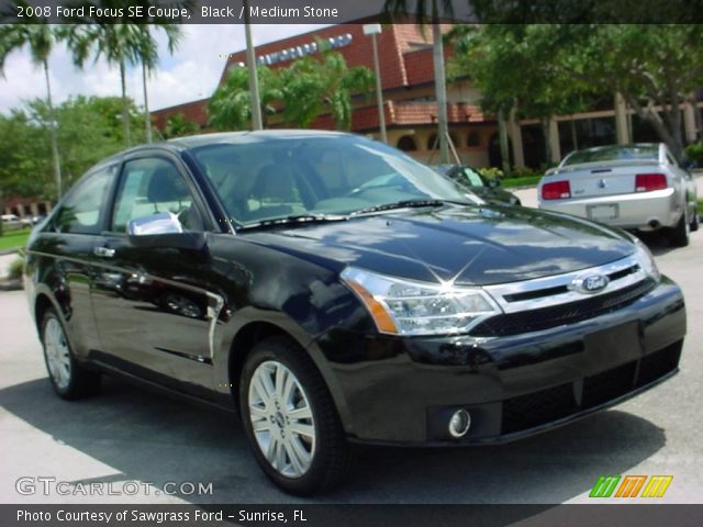 2008 Ford Focus SE Coupe in Black