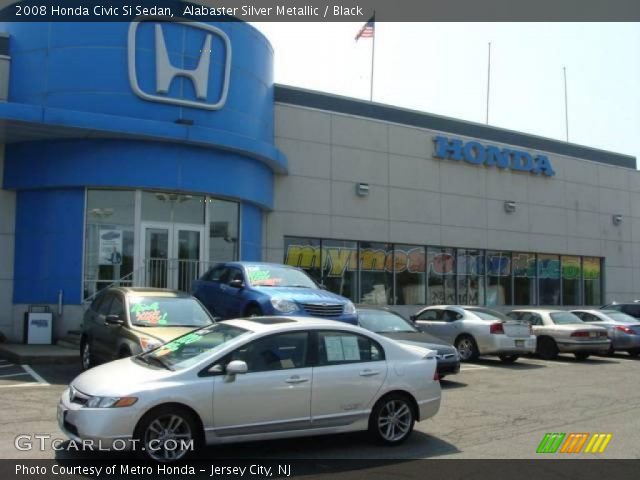 2008 Honda Civic Si Sedan in Alabaster Silver Metallic