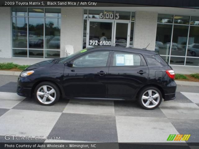 2009 Toyota Matrix S in Black Sand Mica