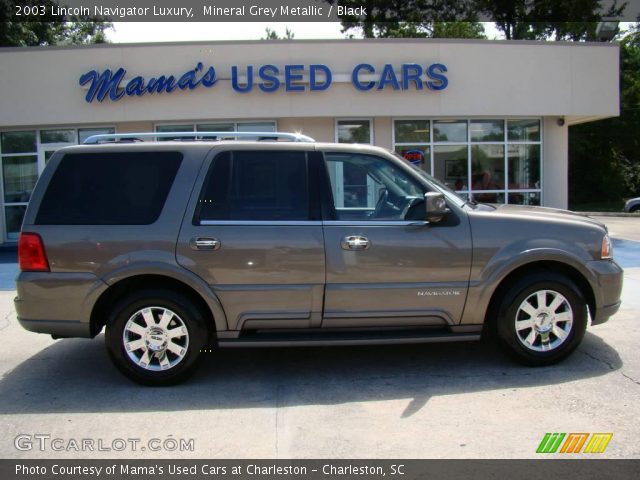 2003 Lincoln Navigator Luxury in Mineral Grey Metallic