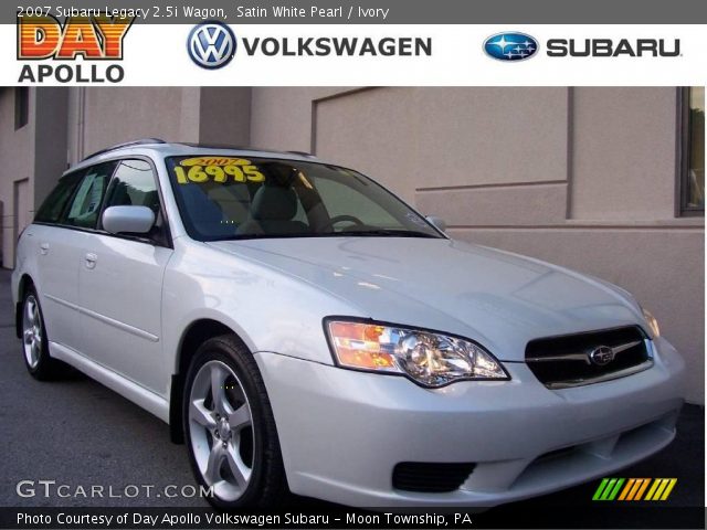 2007 Subaru Legacy 2.5i Wagon in Satin White Pearl