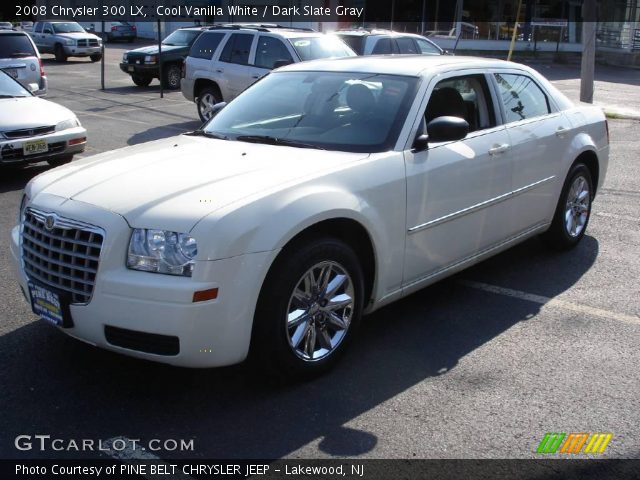 2008 Chrysler 300 LX in Cool Vanilla White