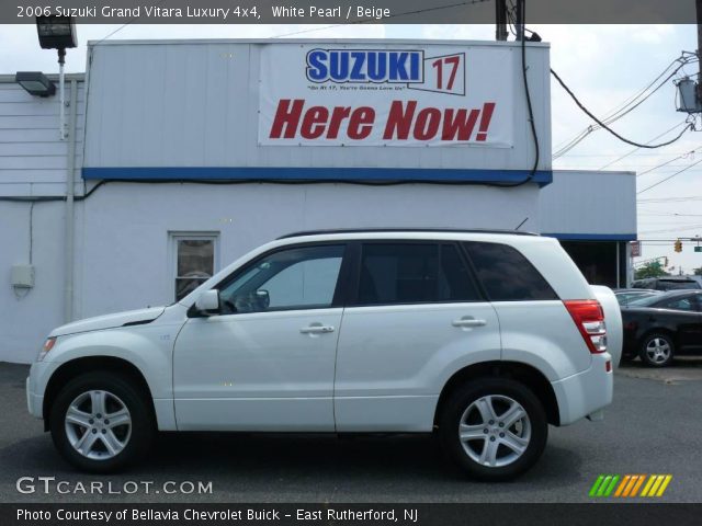 2006 Suzuki Grand Vitara Luxury 4x4 in White Pearl