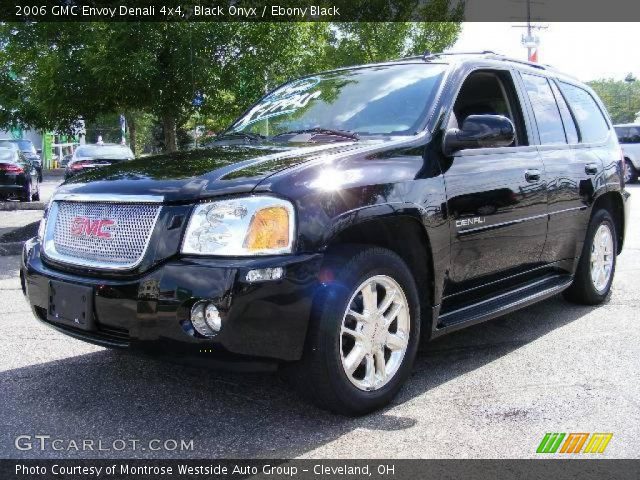 2006 GMC Envoy Denali 4x4 in Black Onyx