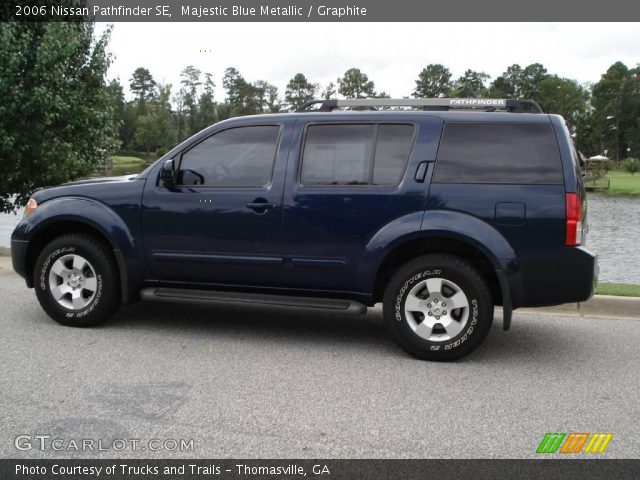 2006 Nissan Pathfinder SE in Majestic Blue Metallic