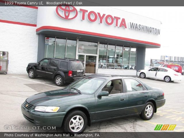 1999 Toyota Camry LE in Woodland Pearl
