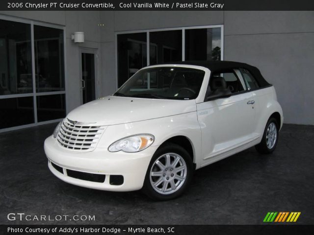 2006 Chrysler PT Cruiser Convertible in Cool Vanilla White