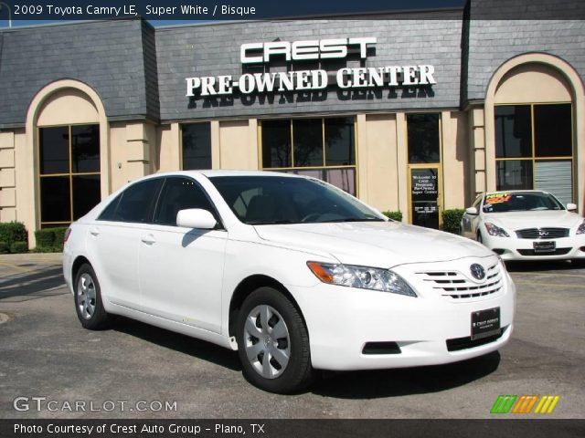 2009 Toyota Camry LE in Super White