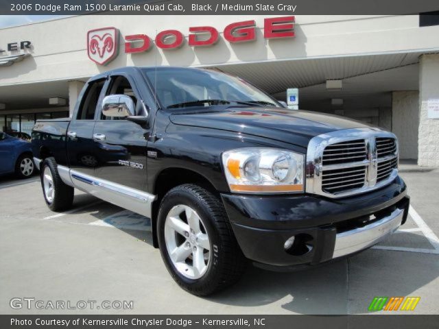 2006 Dodge Ram 1500 Laramie Quad Cab in Black