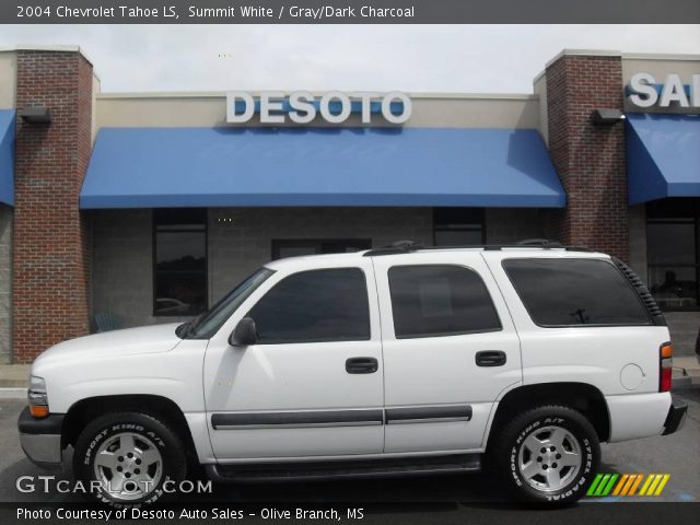 2004 Chevrolet Tahoe LS in Summit White
