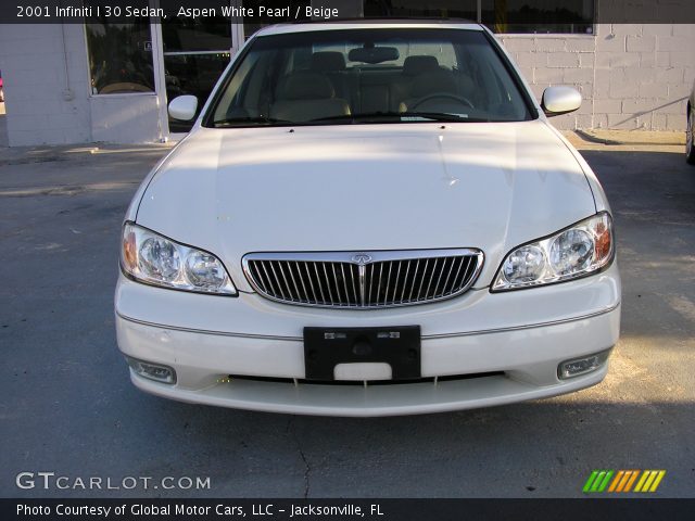 2001 Infiniti I 30 Sedan in Aspen White Pearl