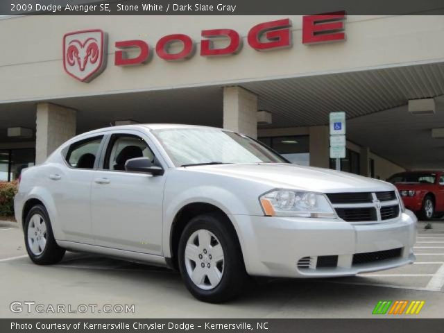 2009 Dodge Avenger SE in Stone White