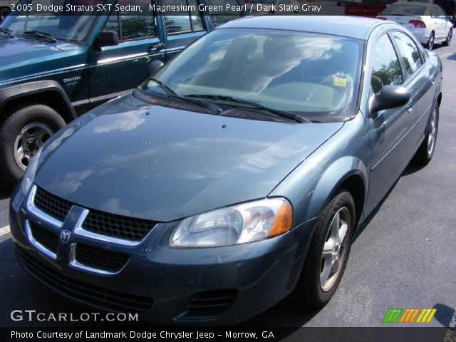 2005 Dodge Stratus SXT Sedan in Magnesium Green Pearl