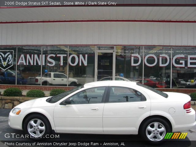 2006 Dodge Stratus SXT Sedan in Stone White