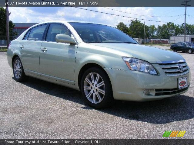 2007 Toyota Avalon Limited in Silver Pine Pearl