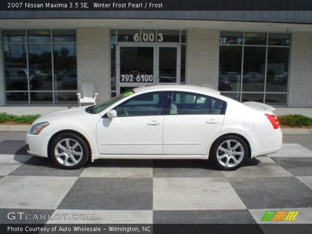 2007 Nissan Maxima 3.5 SE in Winter Frost Pearl