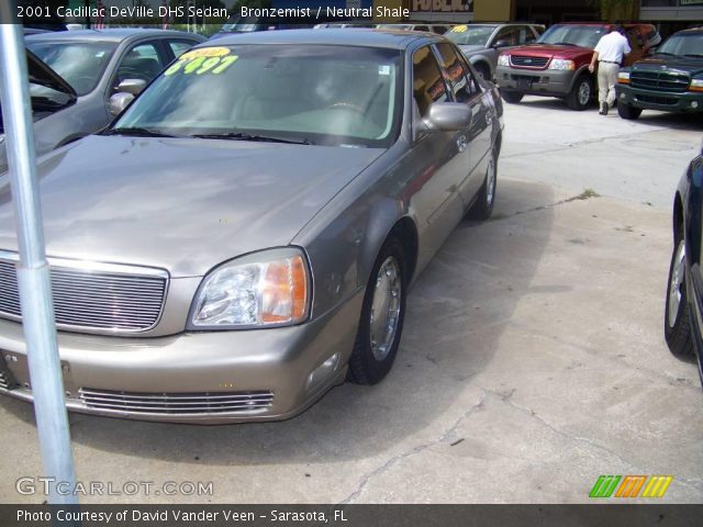 2001 Cadillac DeVille DHS Sedan in Bronzemist