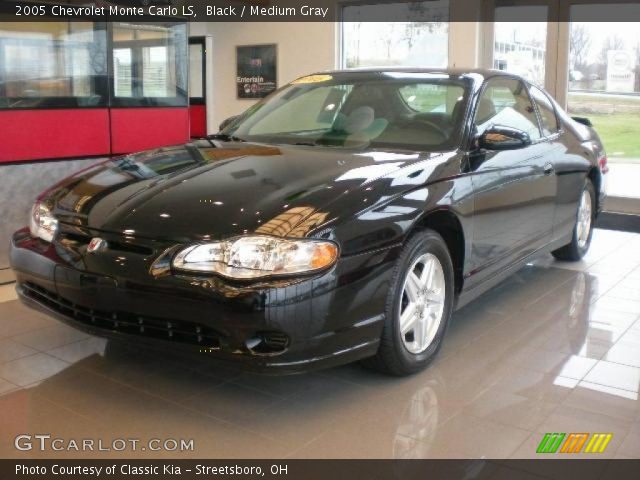 2005 Chevrolet Monte Carlo LS in Black