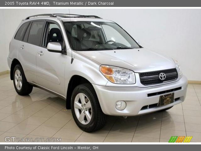 2005 Toyota RAV4 4WD in Titanium Metallic