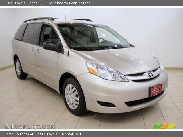 2009 Toyota Sienna LE in Silver Shadow Pearl