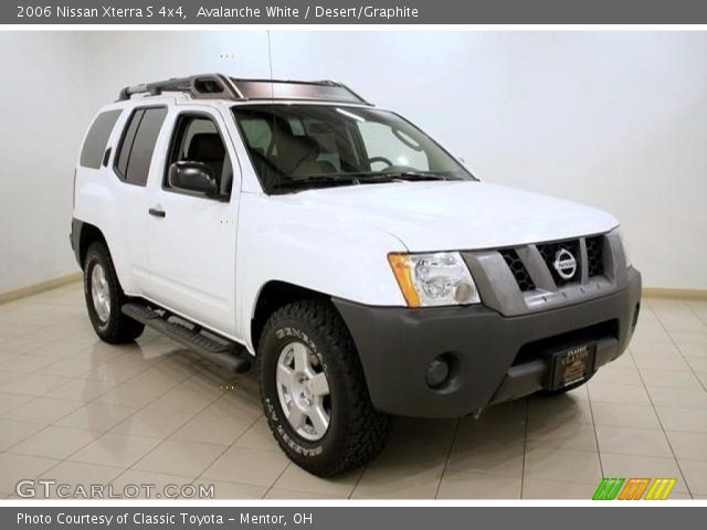 2006 Nissan Xterra S 4x4 in Avalanche White