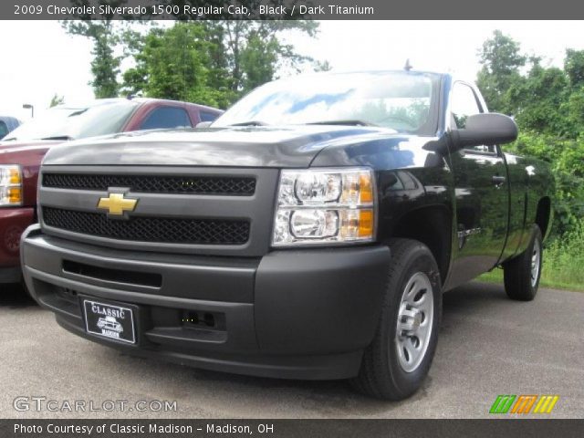 2009 Chevrolet Silverado 1500 Regular Cab in Black