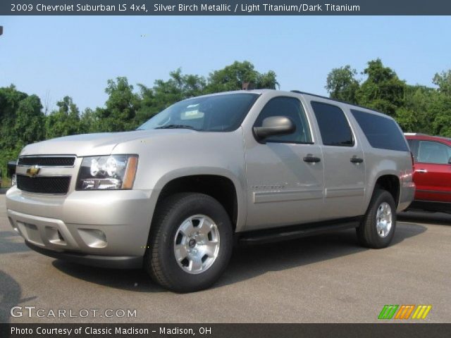 2009 Chevrolet Suburban LS 4x4 in Silver Birch Metallic