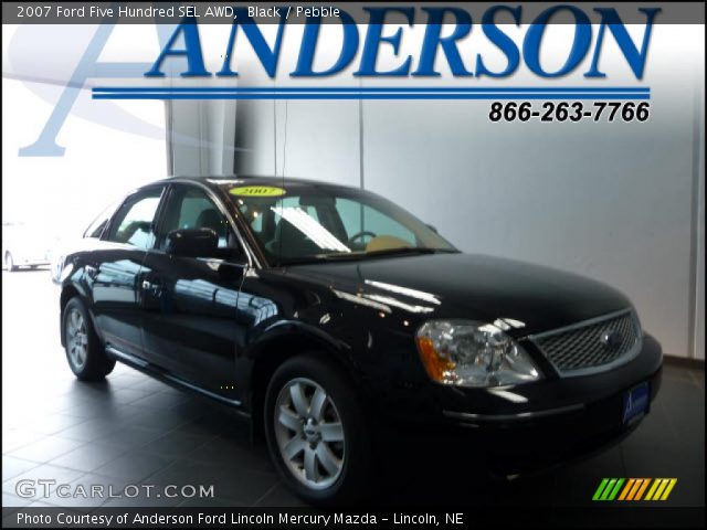 2007 Ford Five Hundred SEL AWD in Black