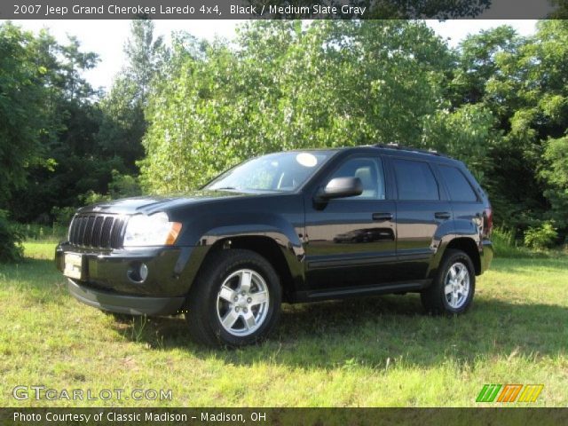 2007 Jeep Grand Cherokee Laredo 4x4 in Black