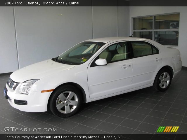2007 Ford Fusion SE in Oxford White